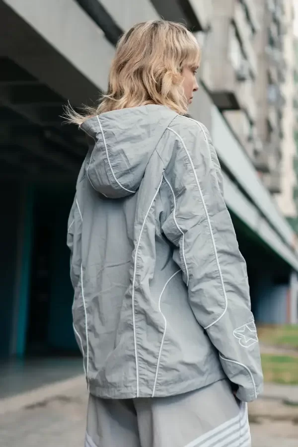 Producto - Campera Jacket Rompeviento Gris TOMORROWLAND - 1