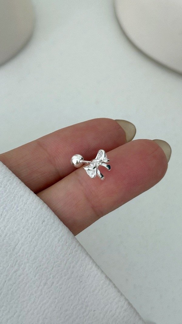 Producto - Piercing individual moñito cubic P925