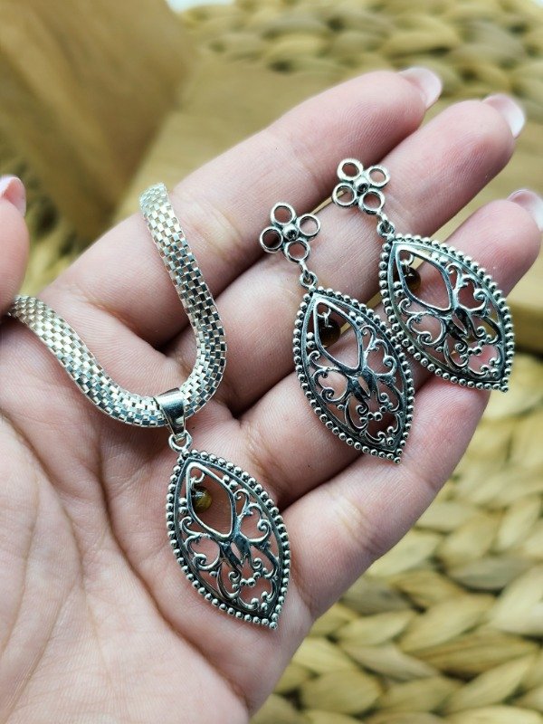 Producto - Conjunto Hippie Marrón (Aros y dije)