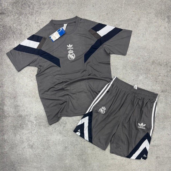 Producto - Conjunto Camiseta Real Madrid Entrenamiento Importado Gris Icon