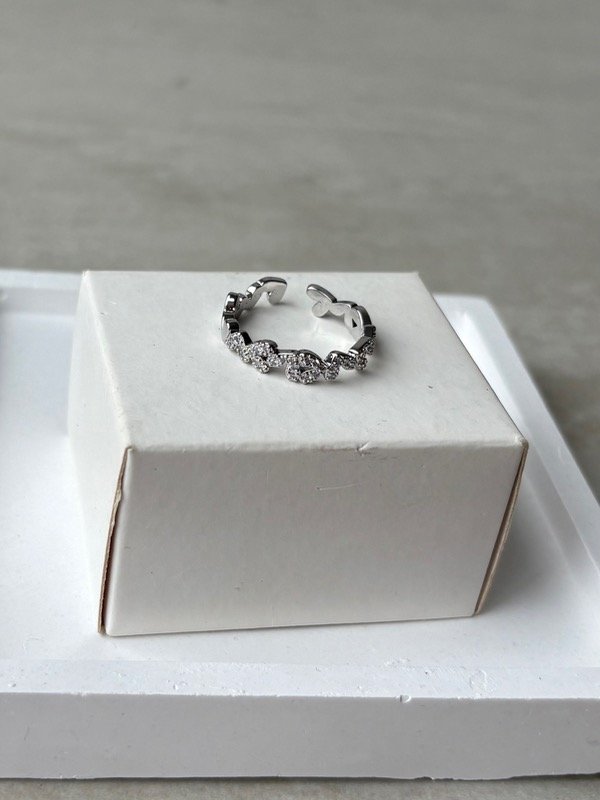 Producto - Anillo de acero strass regulable