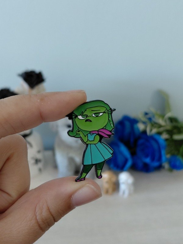 Producto - Pin metalizado - Desagrado de Intensamente #0941