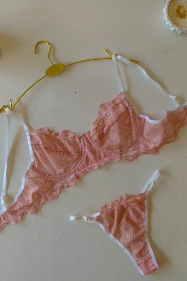 Producto - CONJUNTO ENCAJE Y ARO ROSA