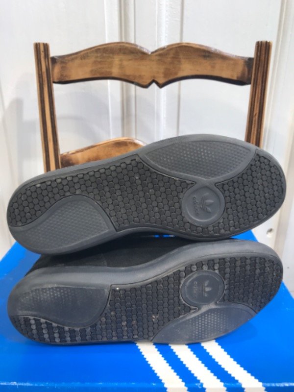 Producto - Botas ADIDAS nuevas en caja gamuzadas con corderito - Talle 36.5- PRECIO: 120x - 5
