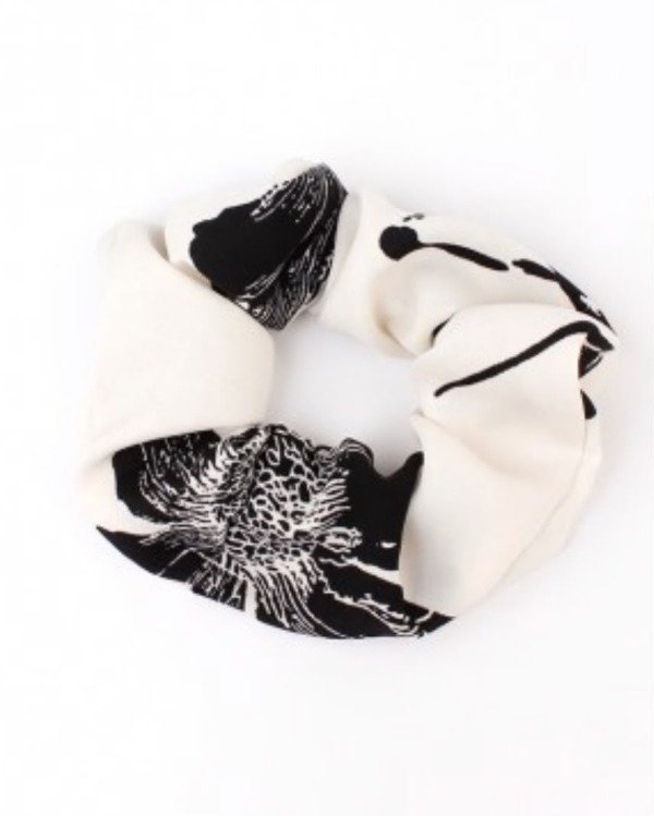 Producto - Scrunchie Deva