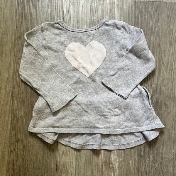 Producto - Sweater Carters Corazon 2A