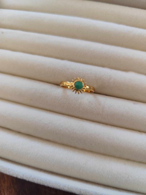 Producto - Anillo sol turquesa. Acero dorado.