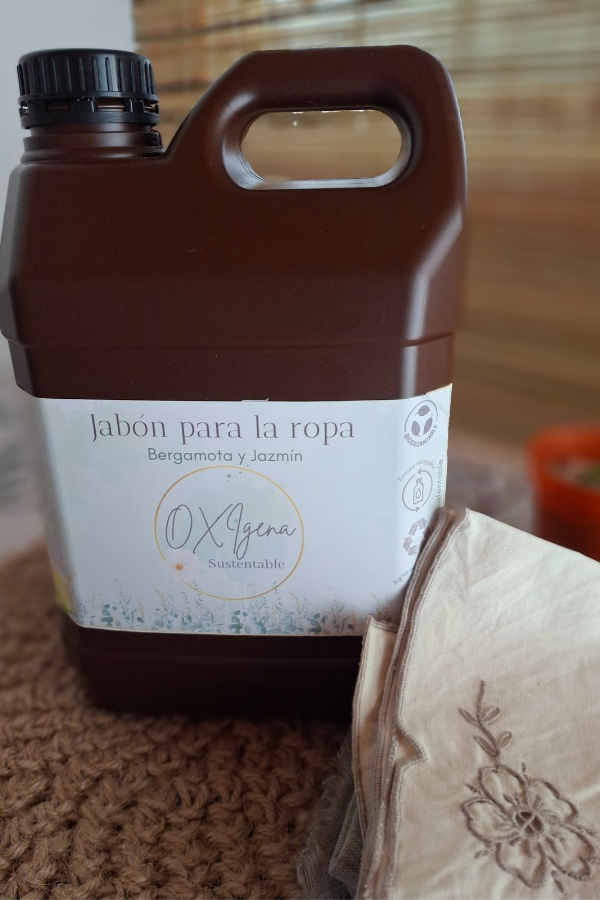 Producto - Jabón para ropa Bidon PET chocolate 2lt