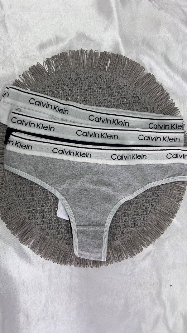 Producto - less ck