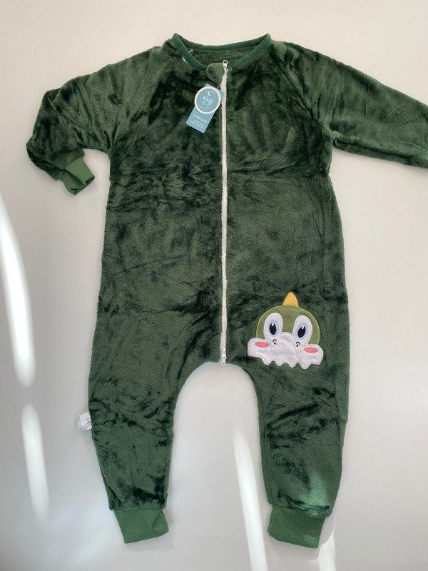 Producto - Enterito plush verde COD 450