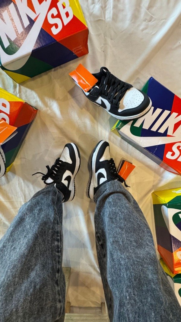 Producto - NIKE DUNK PANDA