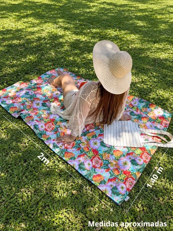 Producto - Naranjita - Impermeable Grande (BOLSO DE REGALO) - 1