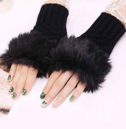 Producto - MITONES CON PIEL