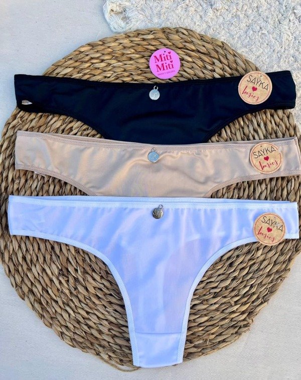 Producto - Colaless Microfibra Dije SAYKA XL - COD 3927