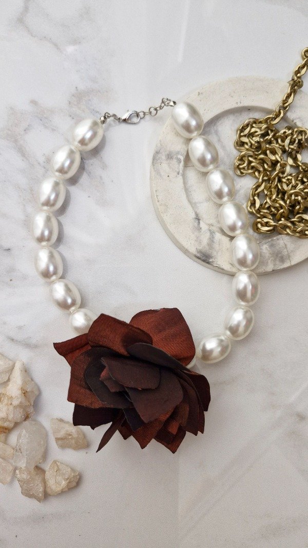 Producto - Collar Amelia Ocre