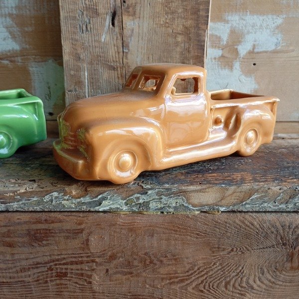 Producto - Maceta Camioneta del 50 Naranja