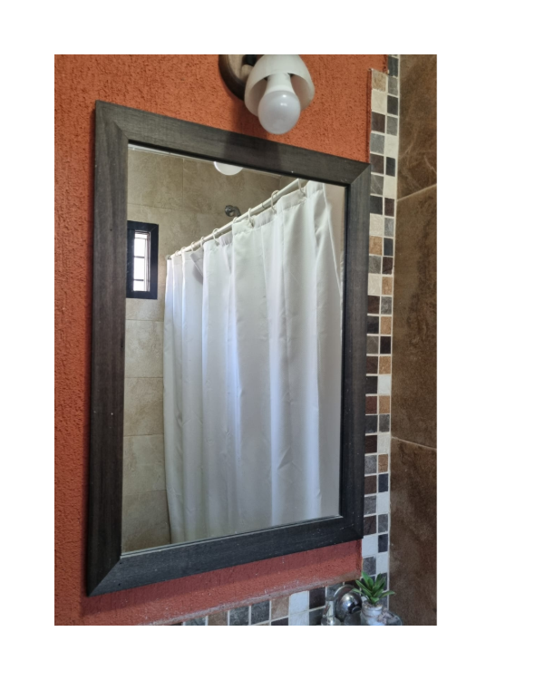 Producto - Espejo con marco de madera / 68x48