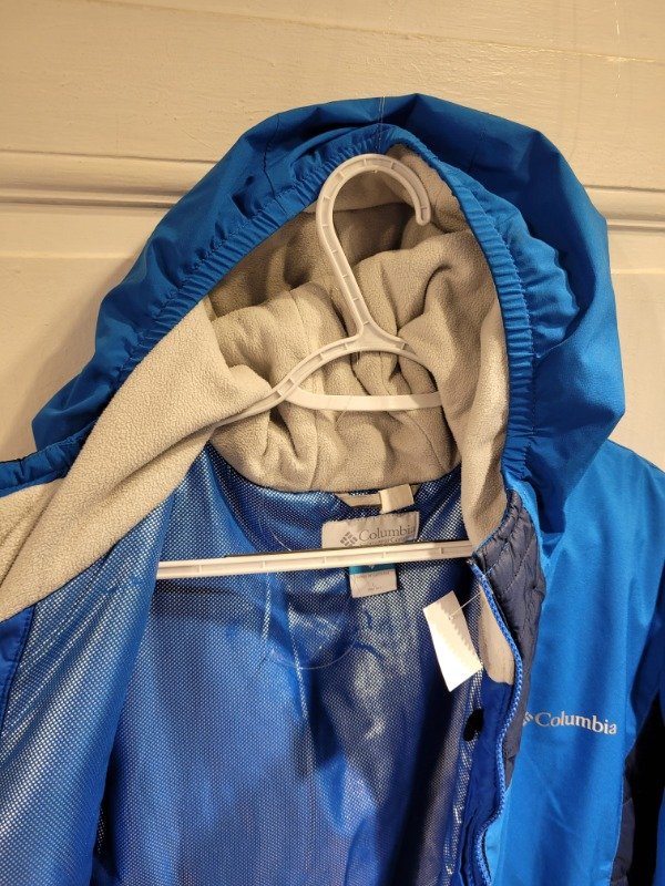 Producto - Campera ski COLUMBIA azul c/trampa de nieve- Talle 16 años amplia- PRECIO:190X - 2