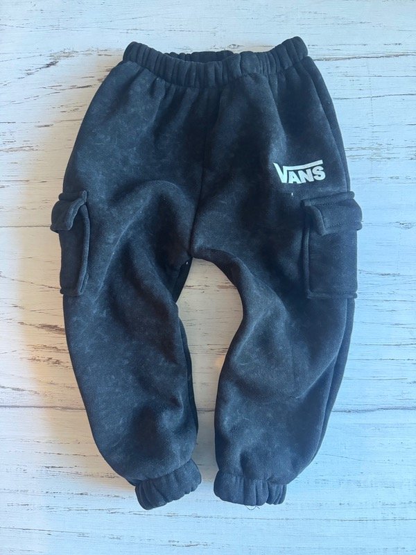 Producto - Pantalón joaggin Vans jaspeado negro