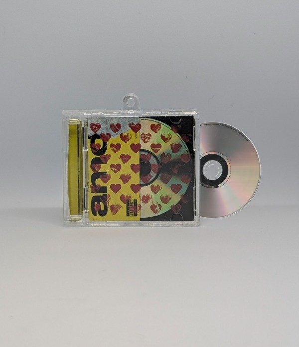 Producto - AMO - Llavero CD