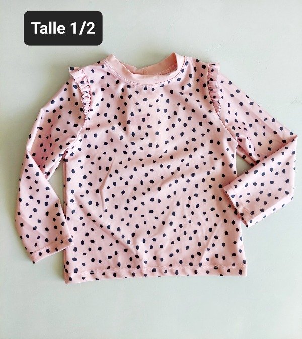 Remera uv HyM talle 1/2 lunares