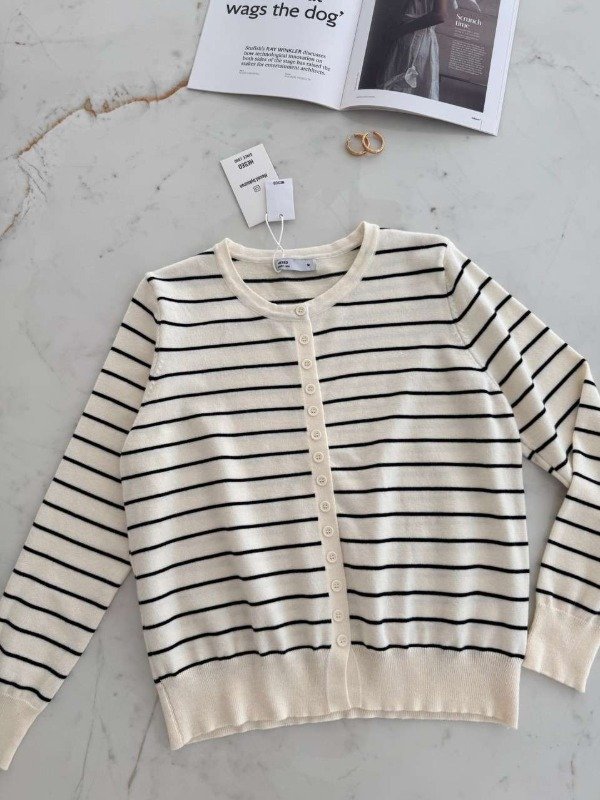 Producto - CARDIGAN IMPORTADO  HILO RAYADO