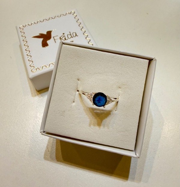 Producto - Anillo con piedra azul y strass en plata 925.Cód.24.