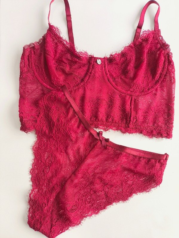 Producto - BUSTIER + CULOTLES (COLOR BORDÓ)