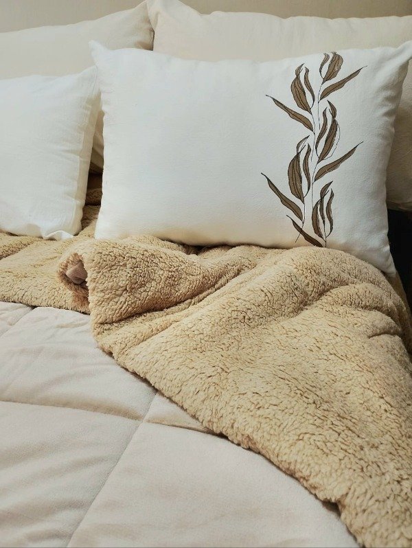 Producto - CUBRECAMA CORDERITO Y FLANEL