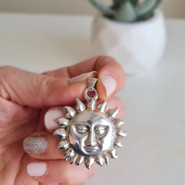 Producto - Dije sol 3,5 cm