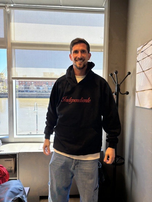 Producto - Buzo Orgullo Nacional Vol.2