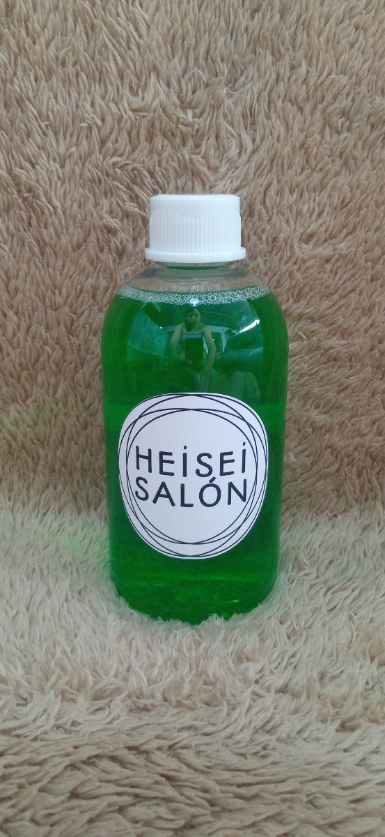 Producto - Shampoo Mentol Anti Caspa