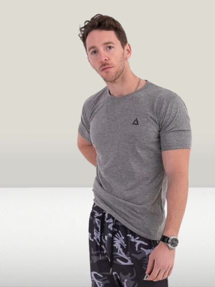 Producto - Remera de algodón plus size gris oscuro