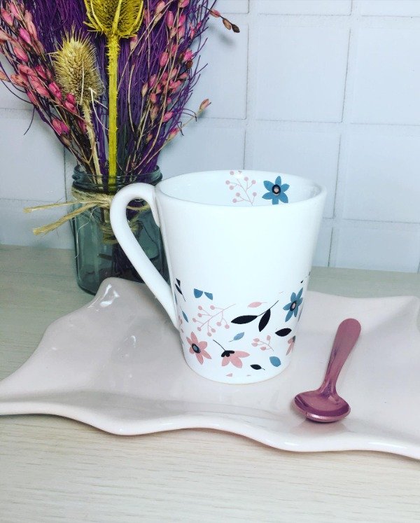 Producto - SET BANDEJA VINTAGE + TAZA FLORES 1