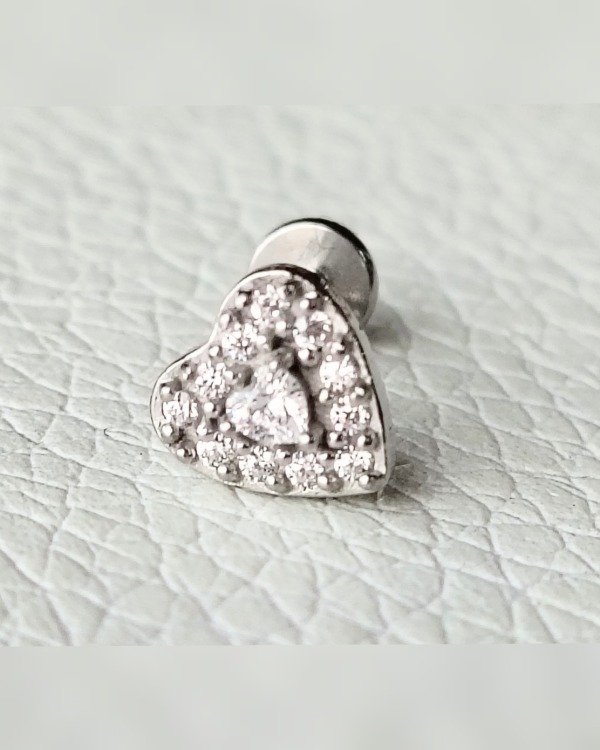 Producto - Labret. Corazón con Strass
