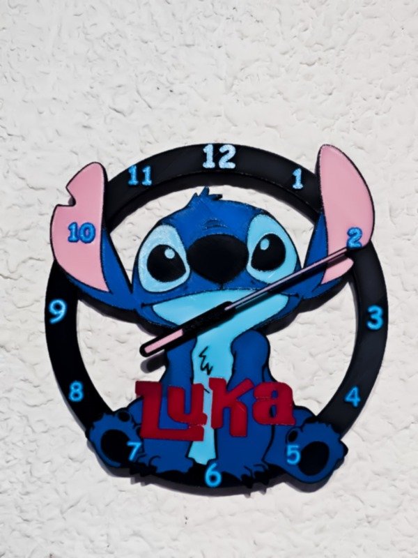 Producto - Reloj de Pared personalizados con Personaje y Nombre