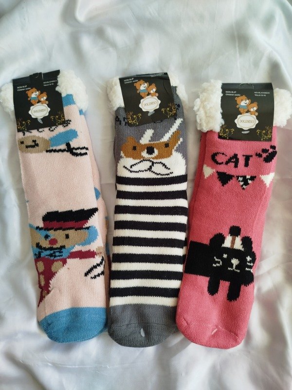 Producto - Pack X3 pares medias peluche KIDS con antideslizante - 1