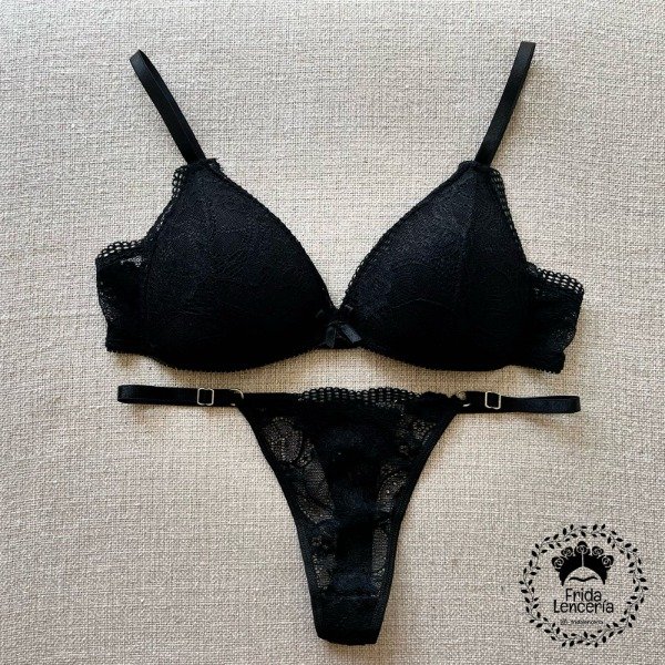 Producto - Triangulito Encaje armado Negro