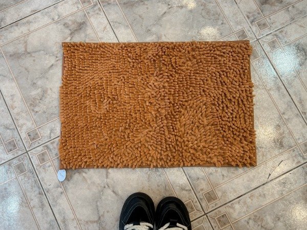 Producto - ALFOMBRA FELPITA