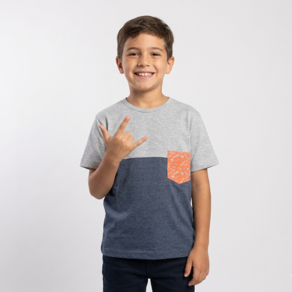 Producto - Remera Con Bolsillo Combinada Algodón Premium