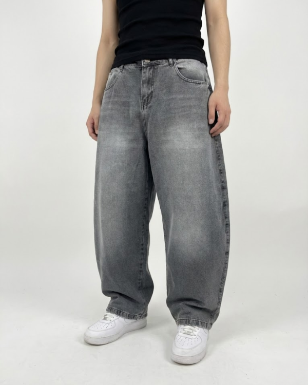 Producto - Baggy Gris Liso