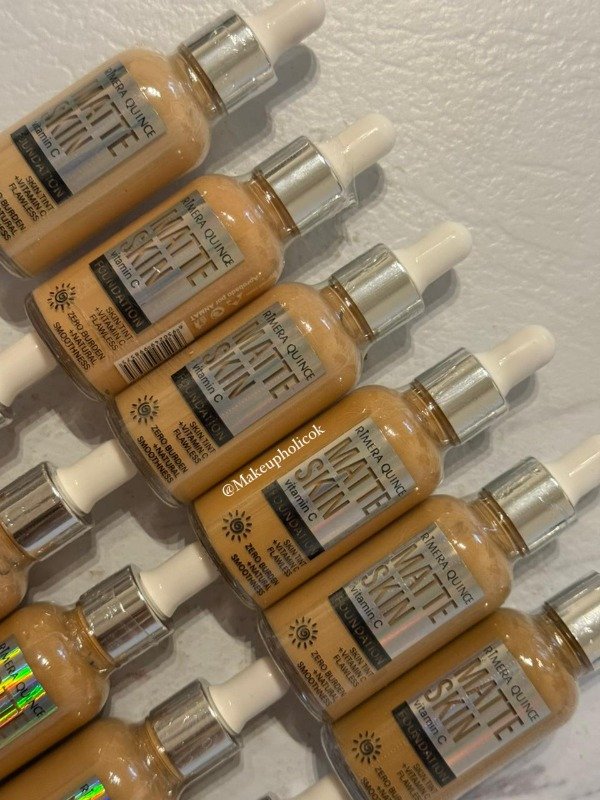 Producto - BASE LIQUIDA FLUIDA CON VITAMINA C - RIMERA QUINCE