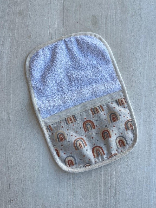 Producto - Babita de toalla - Arcoiris