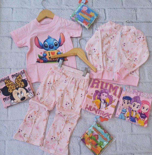 Producto - LINEA PAOLA Trío: remera de jersey peinado + campera y oxford de morley