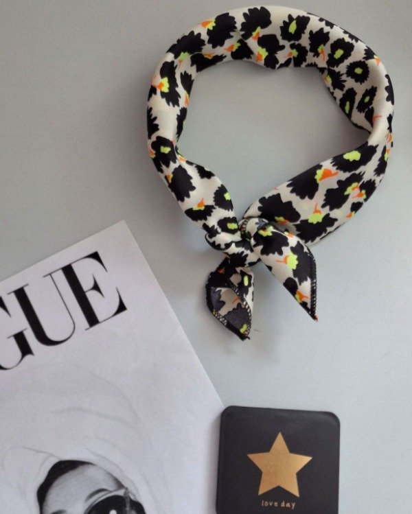 Producto - Pañuelo Bethany