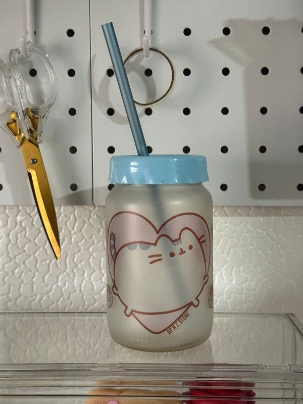 Producto - Vaso vidrio con tapa y sorbete gatito Pusheen OFERTA