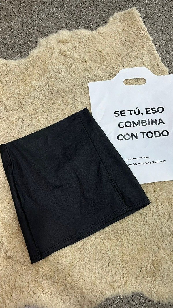 Producto - Pollera tajo