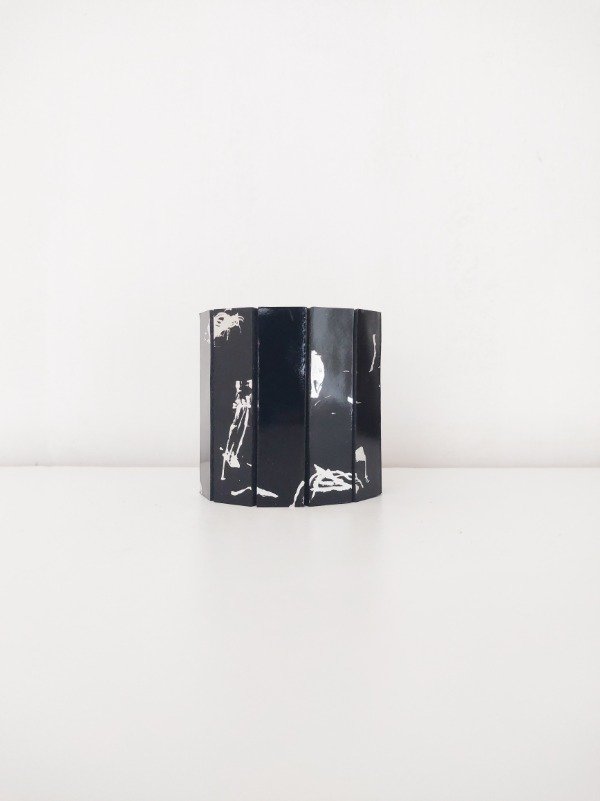 Producto - Brazalete Una Charol N. Foil plata