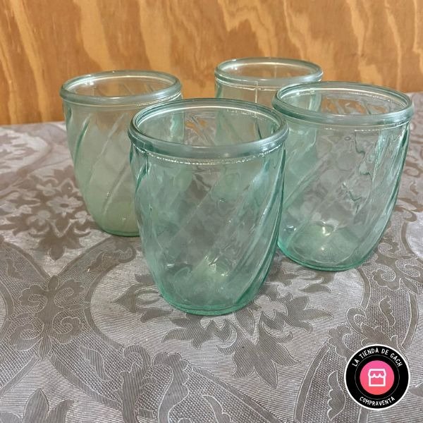 Producto - LOTE 4 VASOS BARRILITO 10cm. PRECIO POR TODOS #3112