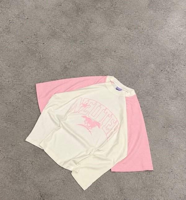 Producto - Remera University crudo  con rosa - 0